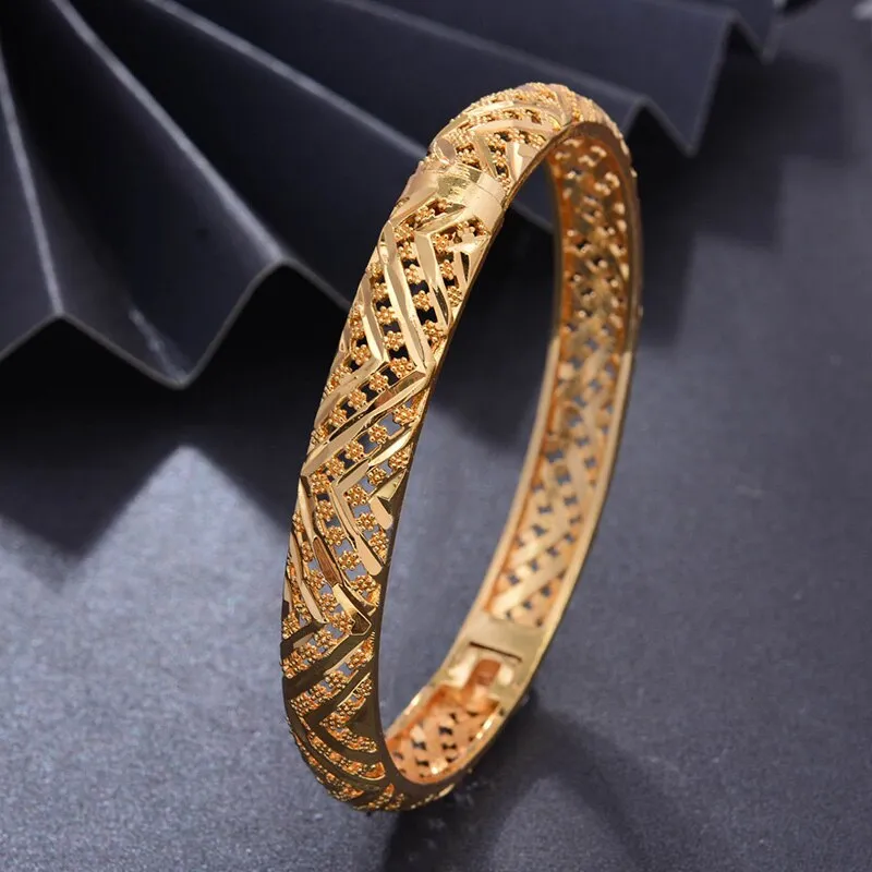 4pcs/lot Vintage Women Bracelet Ethnic Flower Bangles
