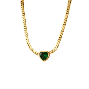 AMORA HEART NECKLACE