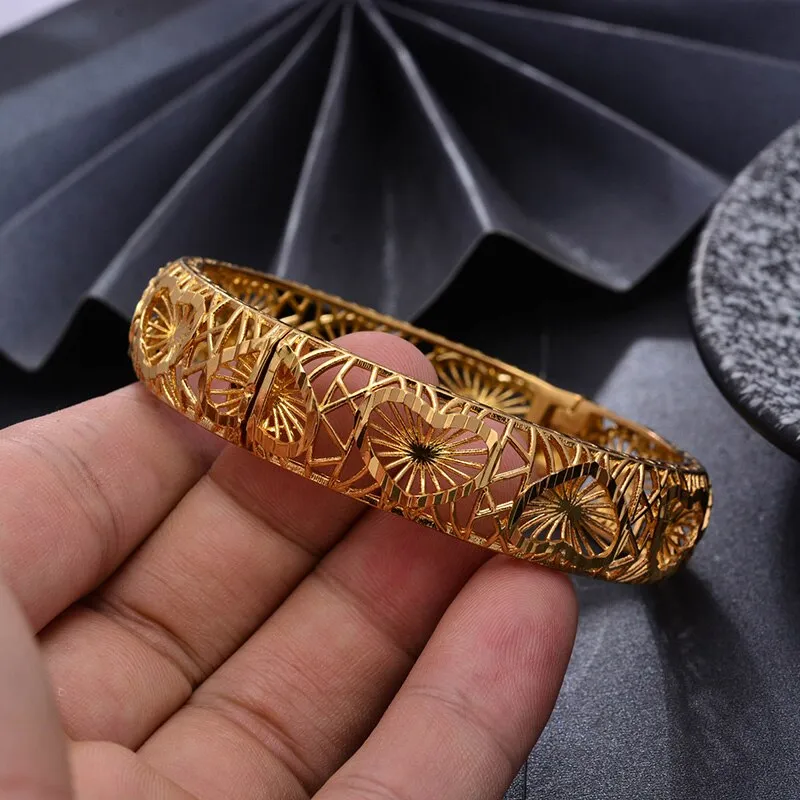 Dubai Bangles 4pcs/lot Gold color Bangles for Women