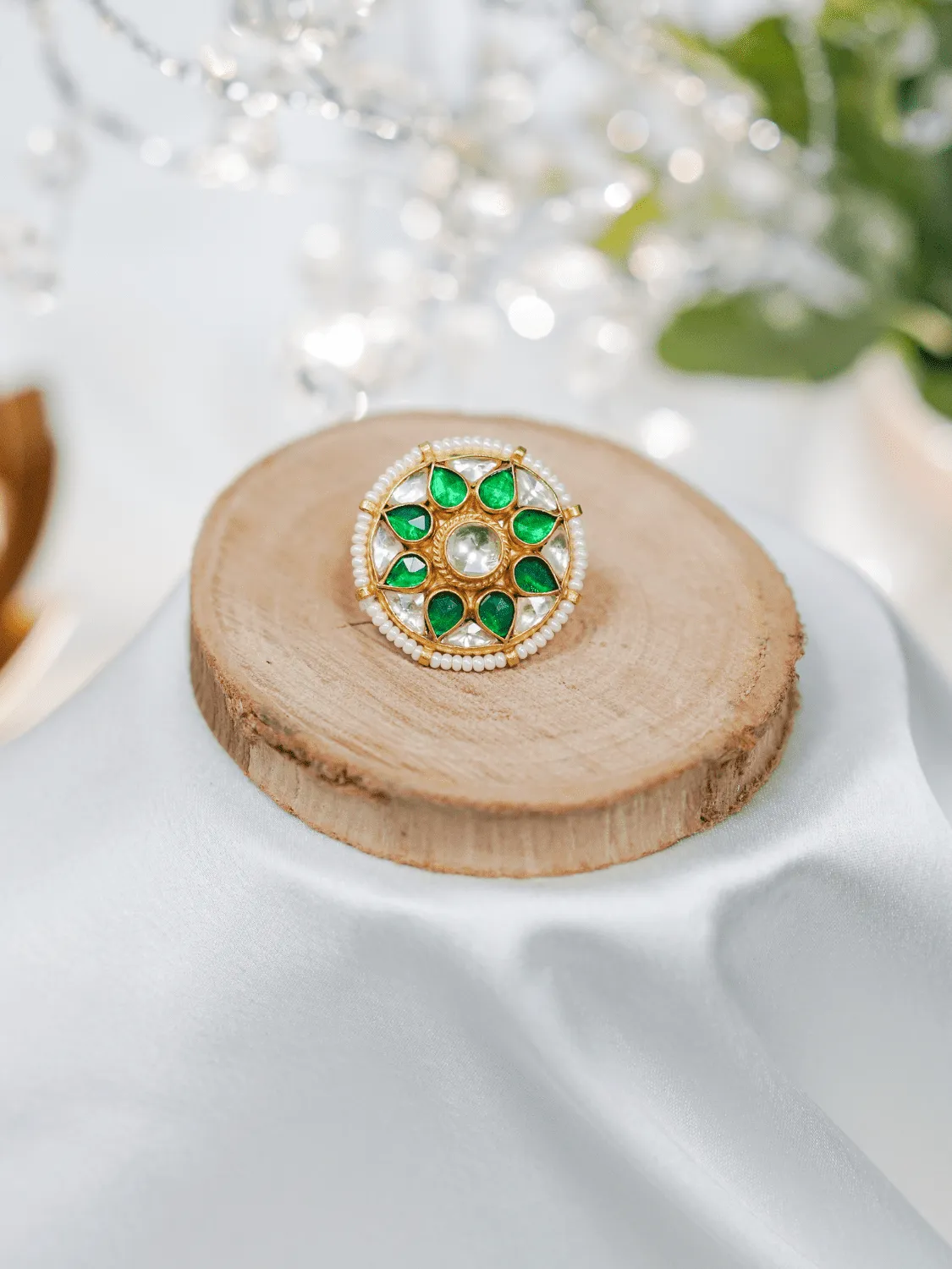 Emerald Green Round Kundan Adjustable Ring