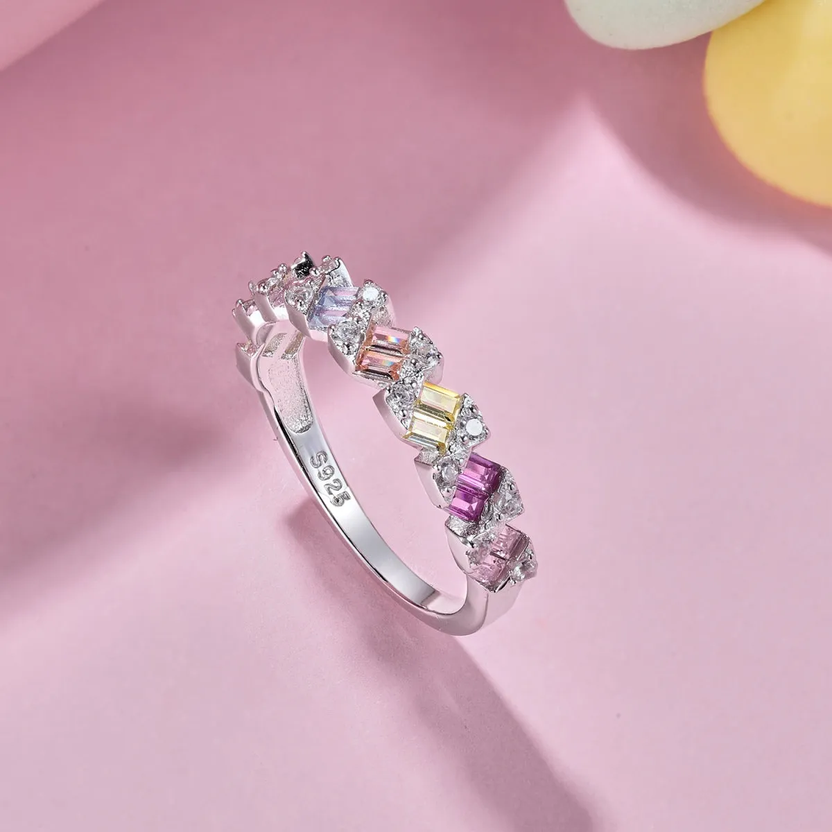 [Goodv]Delicate Vibrant Emerald Cut Daily Ring