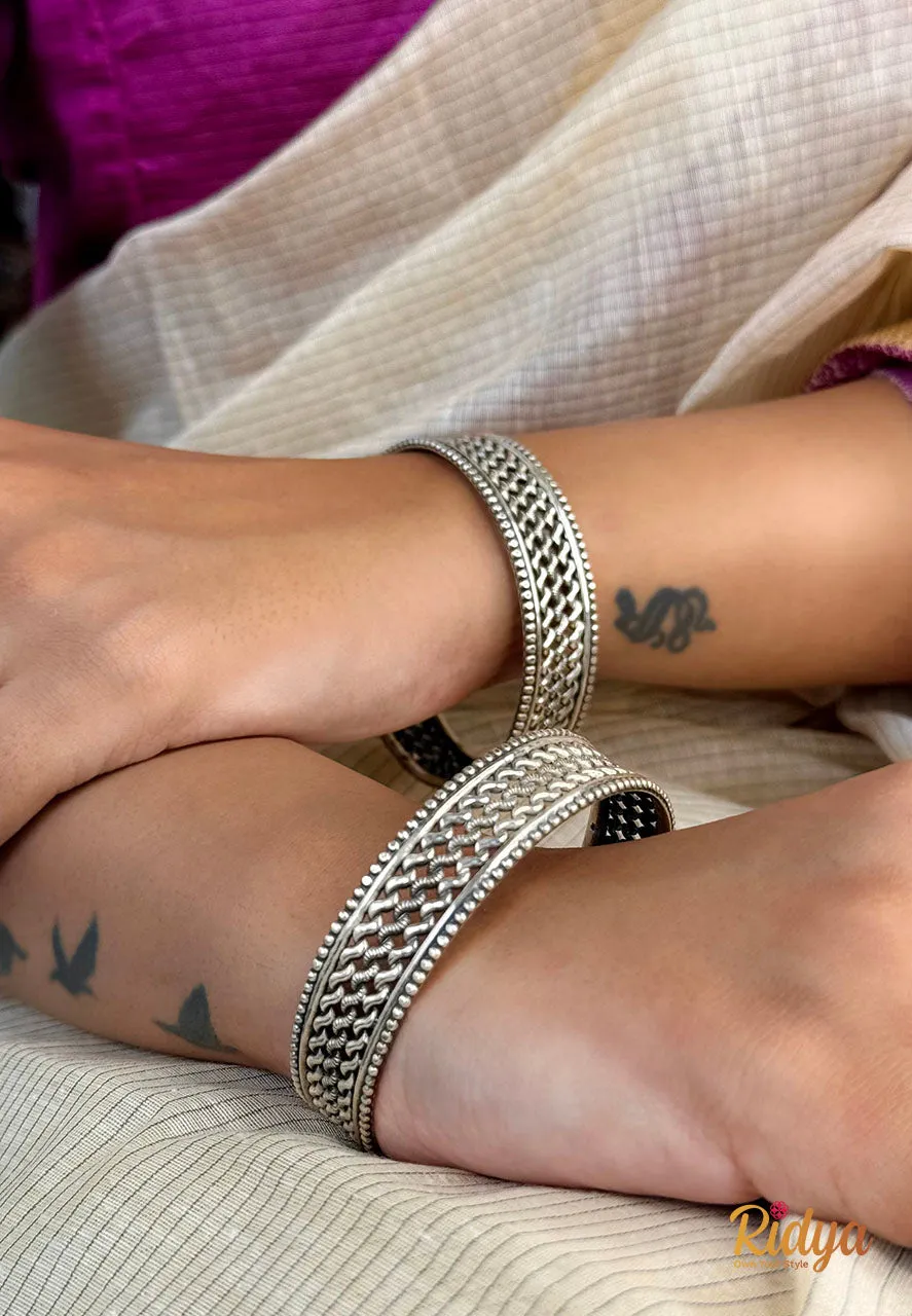 Intricate Jaali Classic Bangle