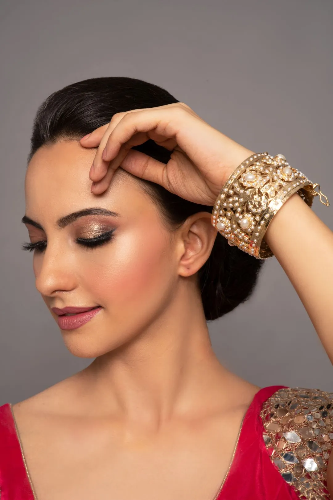 Irya White Broad Jadau Openable Bangle