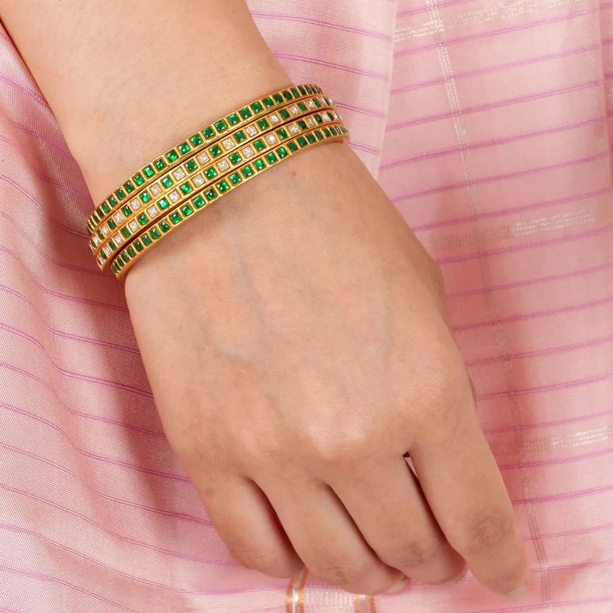 Jivitha Kundan Pair Bangle