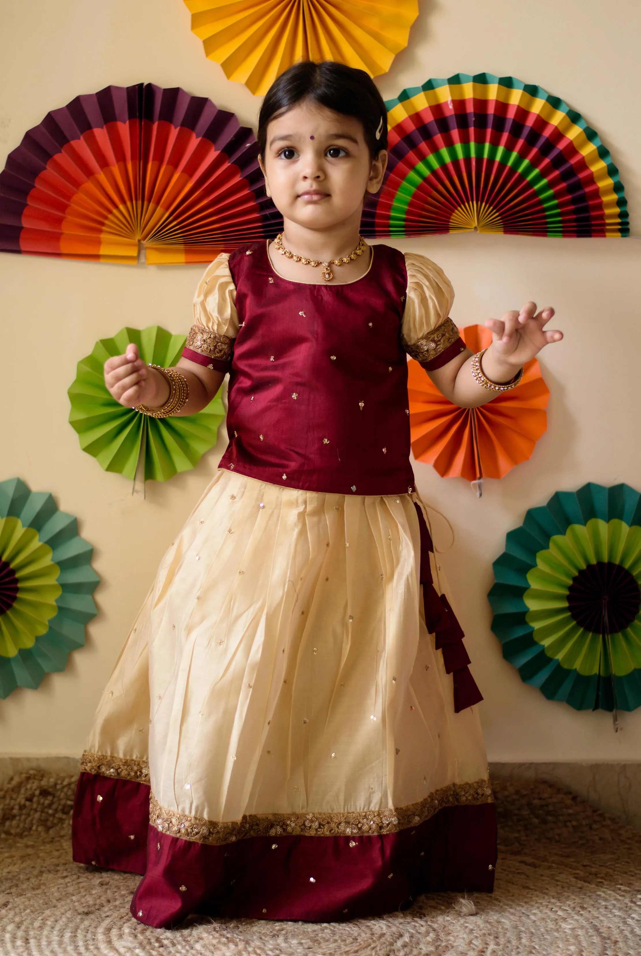 Kayalvizhi Beige and Maroon Mini