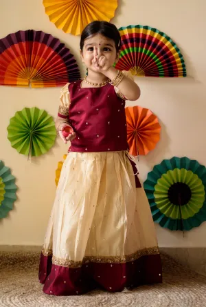 Kayalvizhi Beige and Maroon Mini