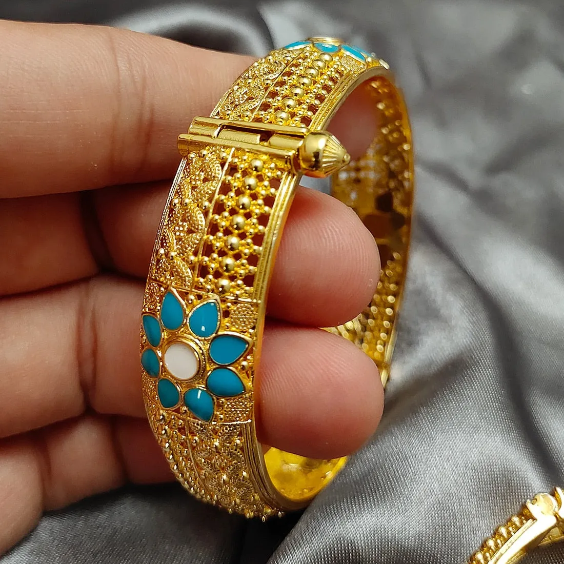 Luxury flowers Bride Bangles bracelet treatments 24K Gold Color Bracelets