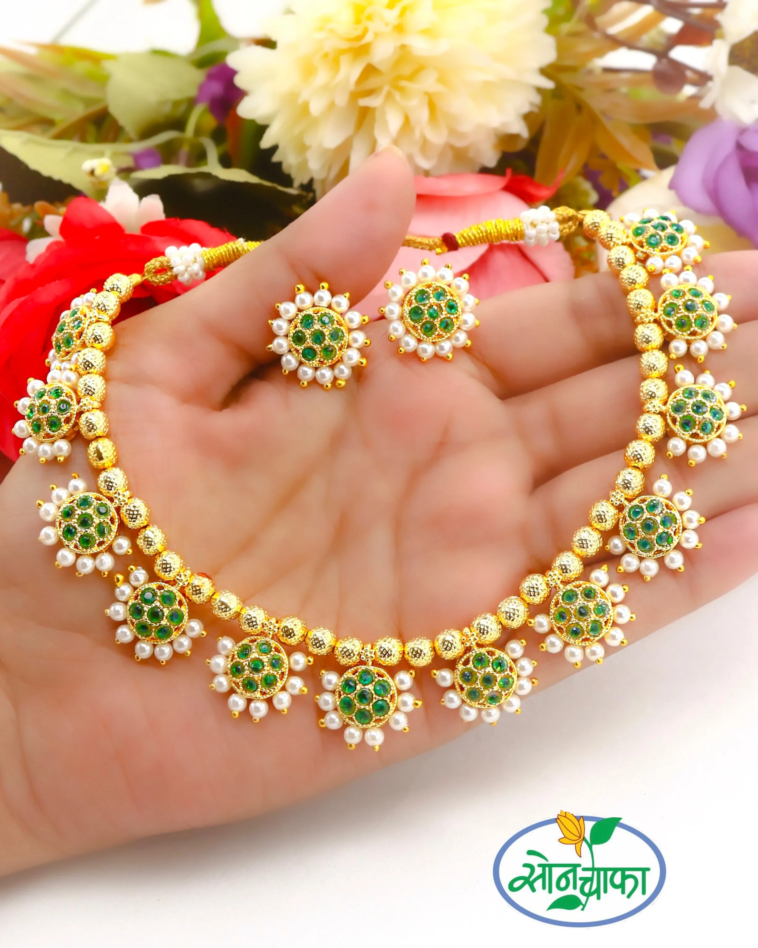 OPULENT ALLURE PEARL NECKLACE