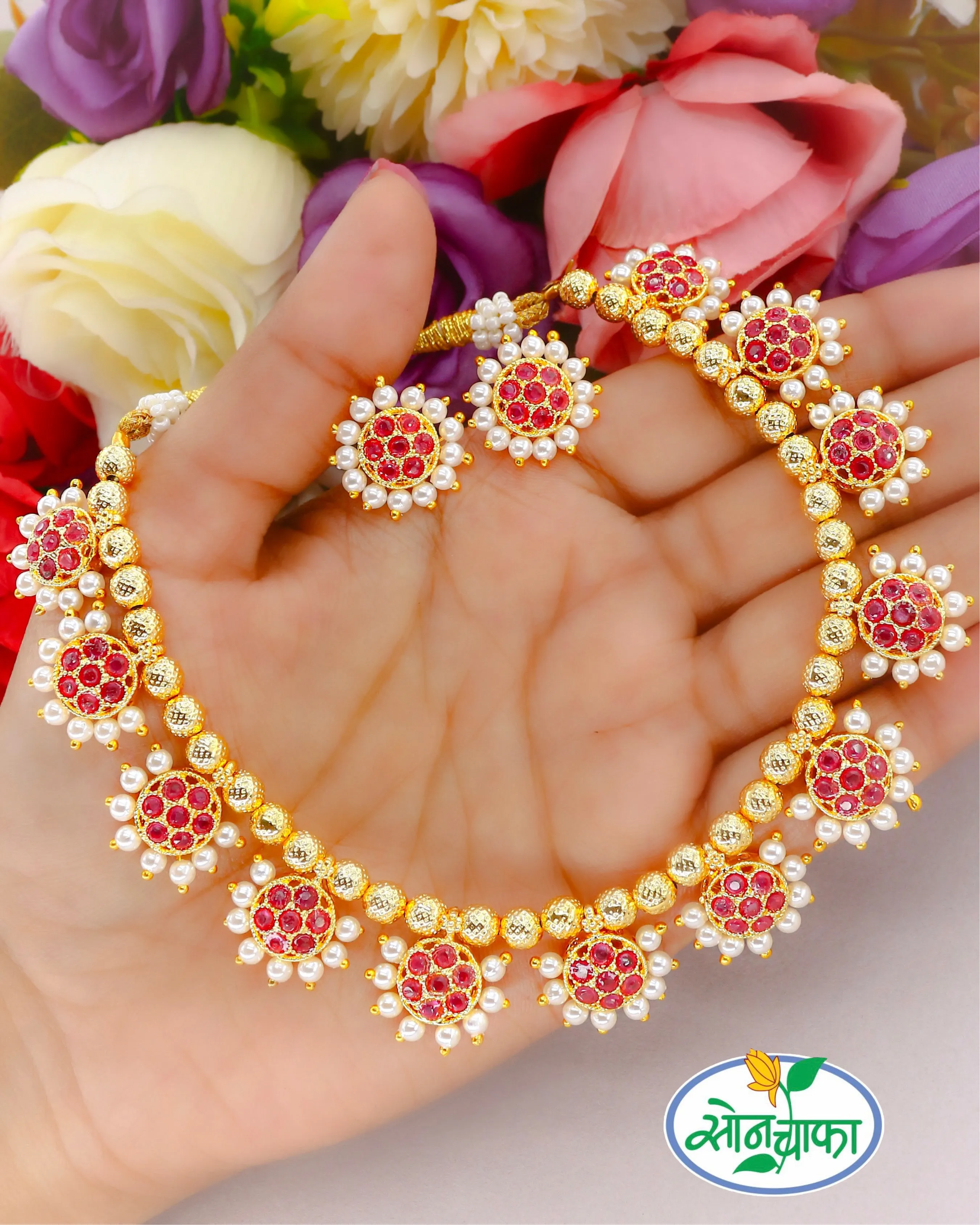 OPULENT ALLURE PEARL NECKLACE