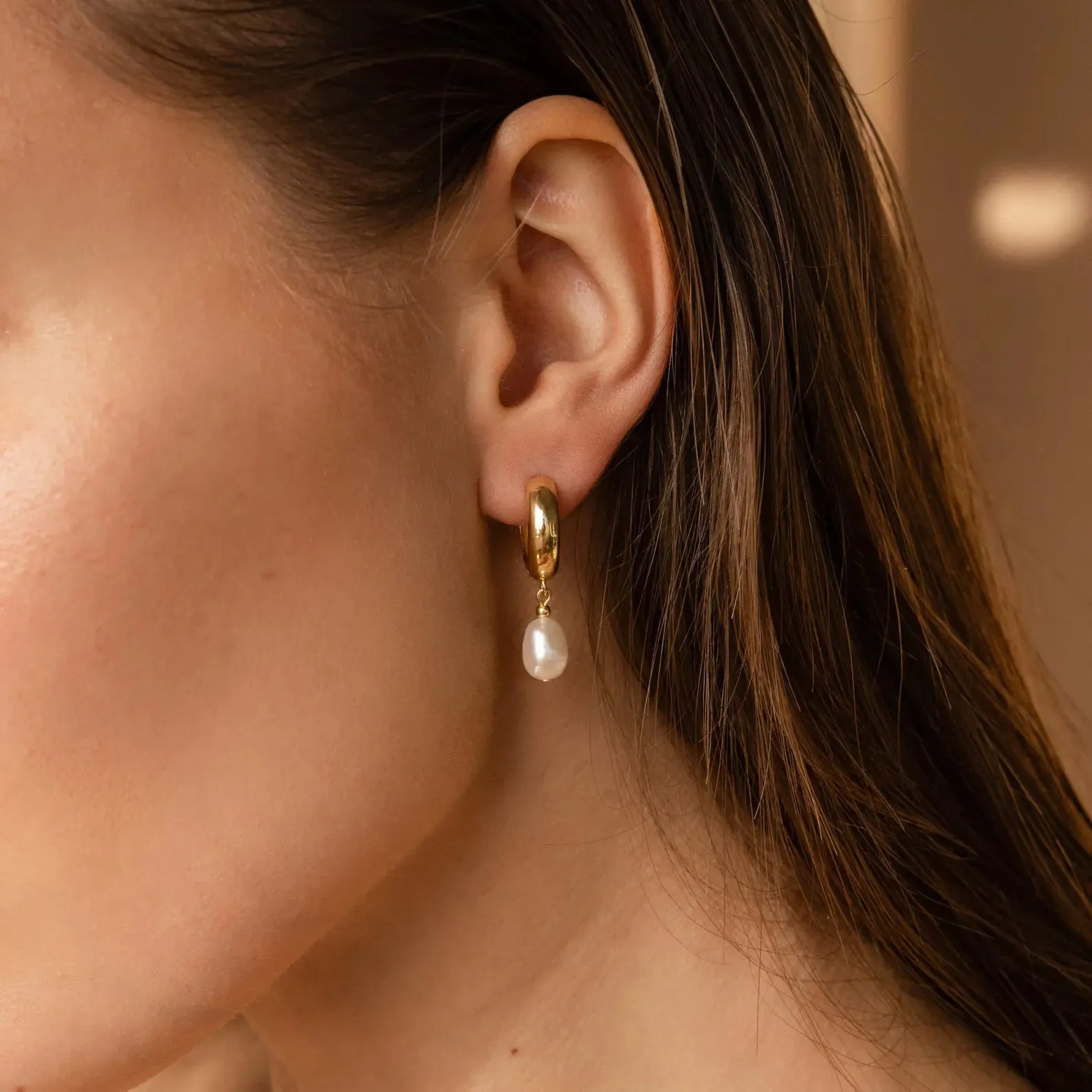 Pearl Hoop Earrings Gold