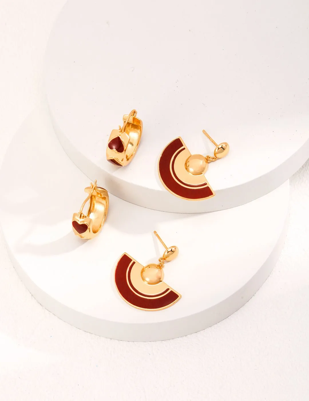 Red Scalloped Glaze Earrings