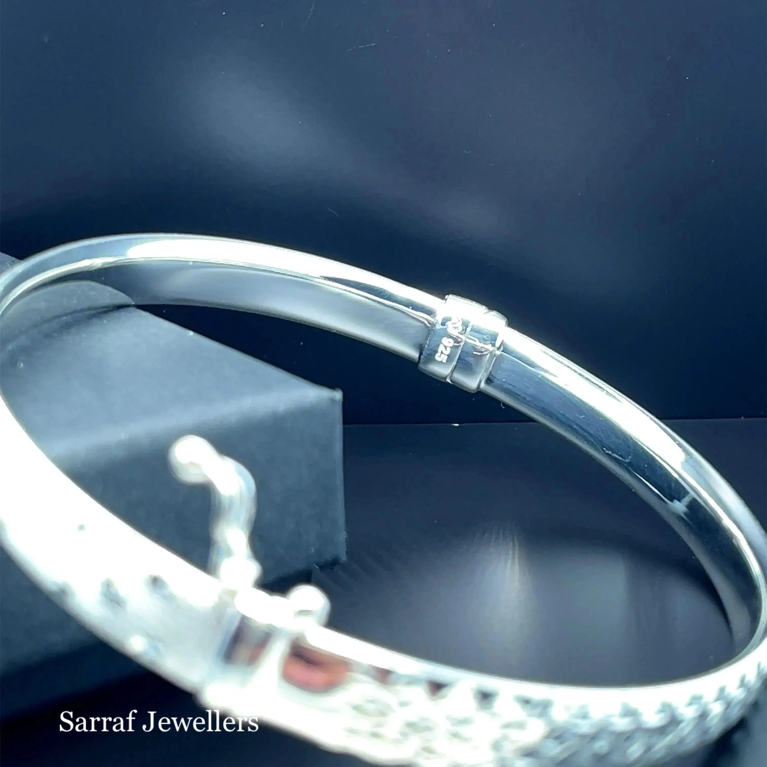 Silver Ladies Frosted Hinged Bangle Oval Diamond Cut Design | Shop Online Sarraf Jewellers UK