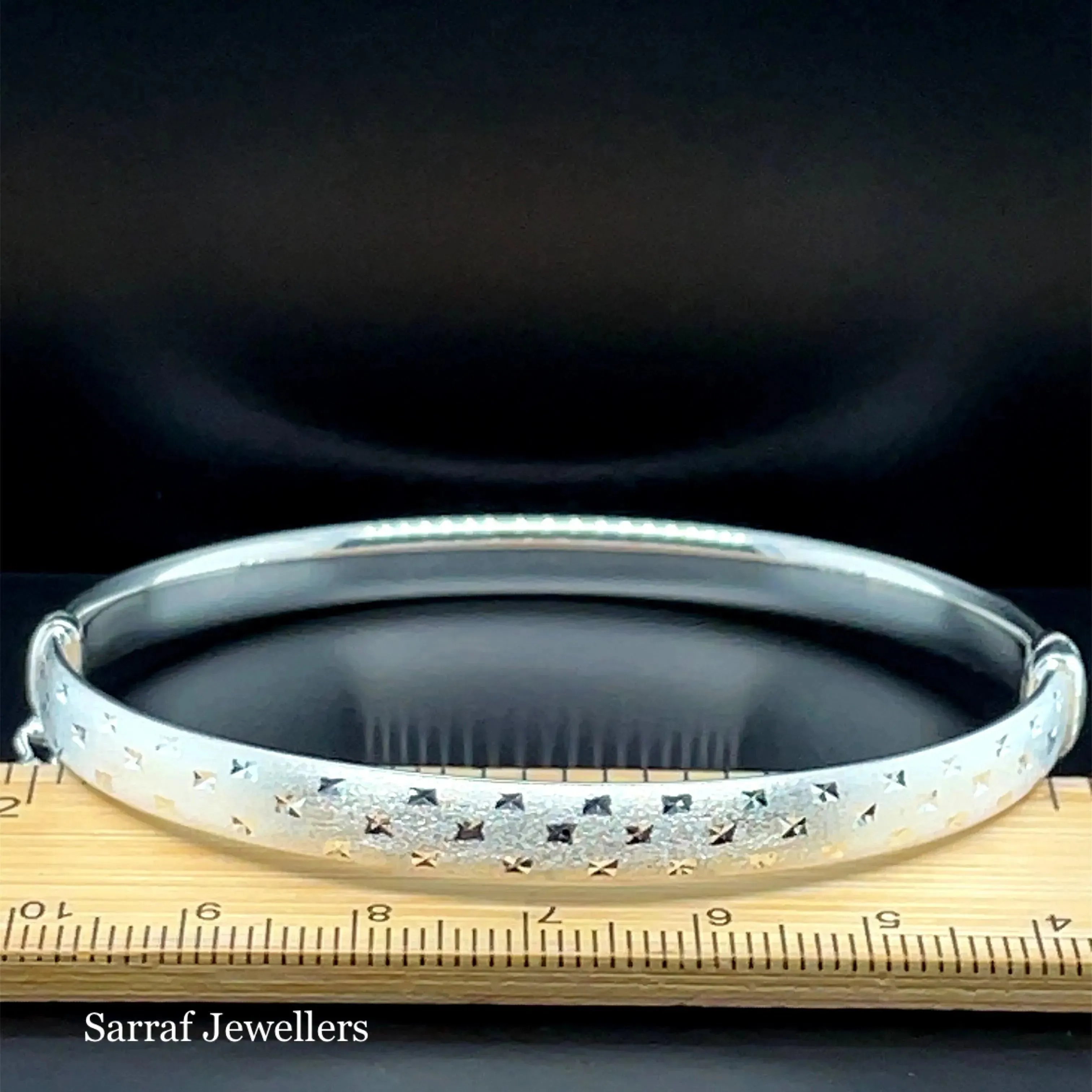 Silver Ladies Frosted Hinged Bangle Oval Diamond Cut Design | Shop Online Sarraf Jewellers UK