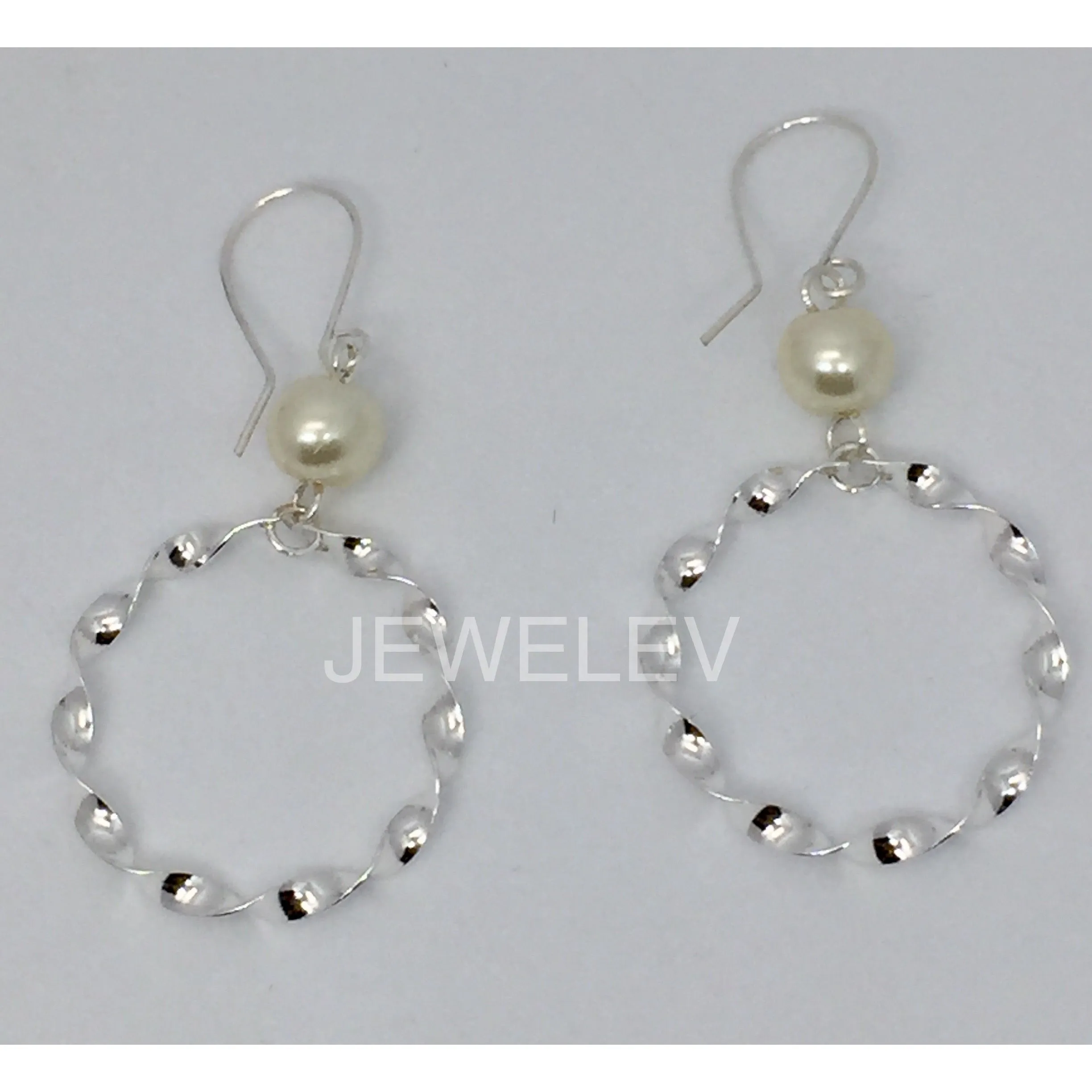 Twisted Hoop with Pearl Earrings